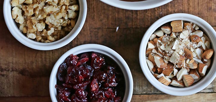 Del Monte Chocolate Cranberry Nut Clusters  Recipe